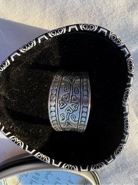 Brighton French Quarter Wide Engraved Silver-Tone Ring Sz 9